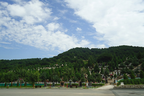 隆福陵园