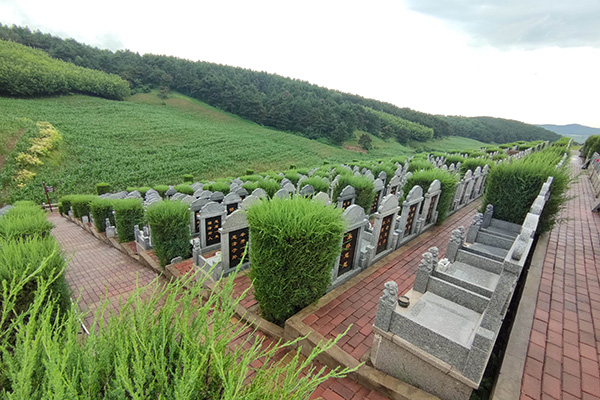 沈阳市永乐青山墓园