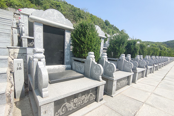 沈阳玉灵山墓园