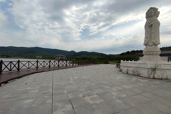 沈阳青云山墓园