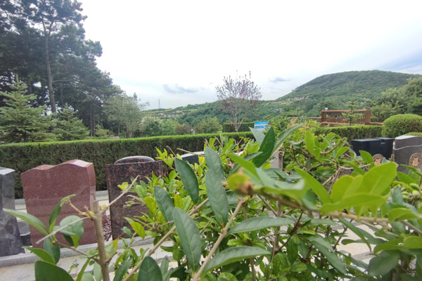 沈阳观陵山墓园