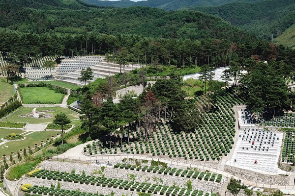 沈阳墓园大全价格表的2025清明节部分公墓价格信息汇总